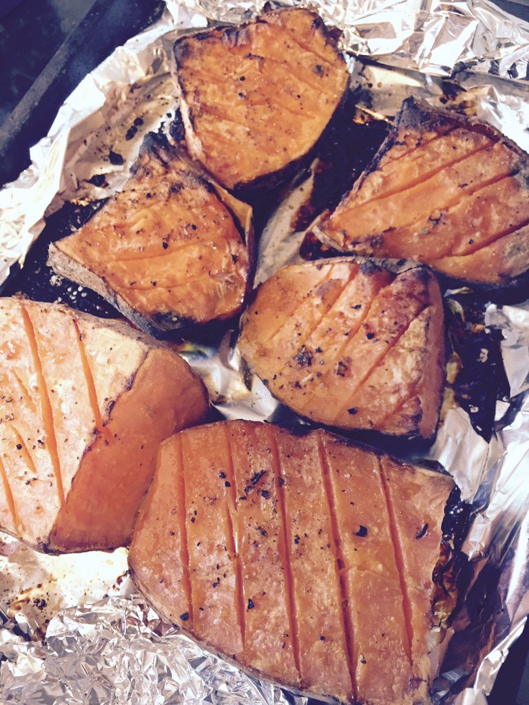 DietKiller01's tweet photo. Be #openready and get your food prep on point! Some delish and easy sweet pots this morning #CrossfitOpen #nutrition https://t.co/qFErX08Pb2