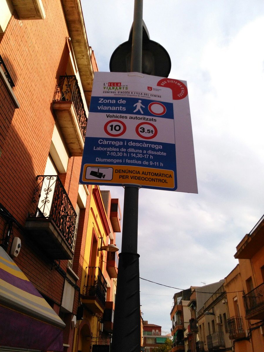 LILLADEGAVA's tweet photo. Los comerciantes y Vecinos de L`illa de Gavà , en pie de guerra por la Foto-Multa Trampa. https://t.co/hbf33bnUHT