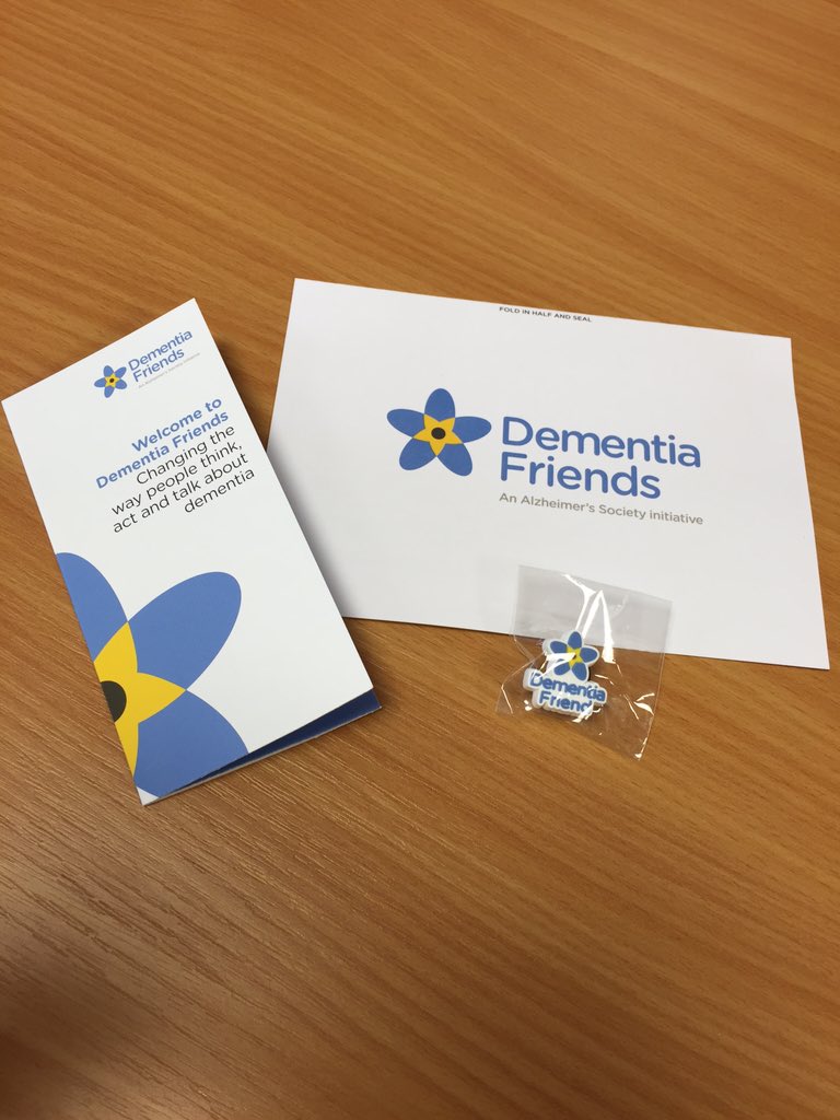 CDDFTStopSmokin's tweet photo. Our team enjoying the @DementiaFriends training! #dementiafriends #dementiaawareness #awareness #health #wellbeing https://t.co/tGYH8YxglO