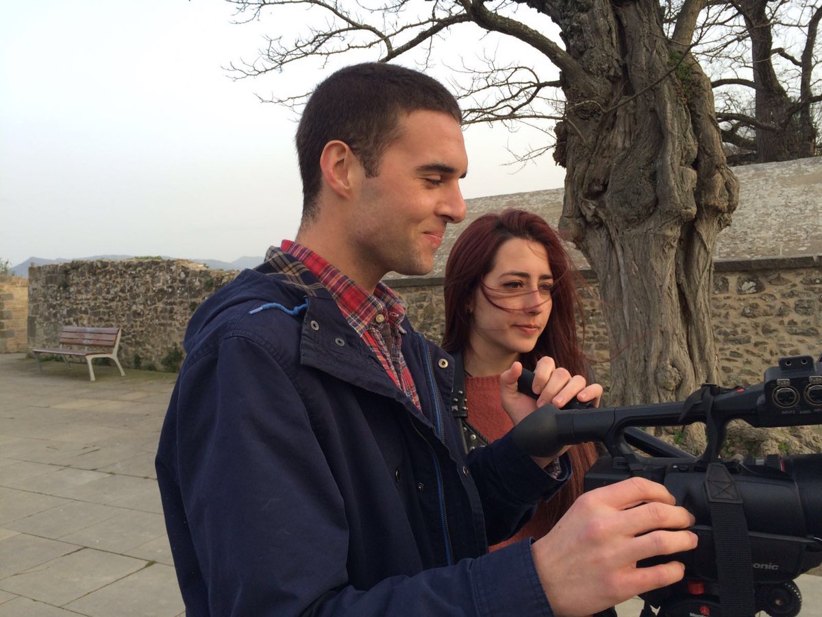 encontinuo's tweet image. Catedral... Planos.