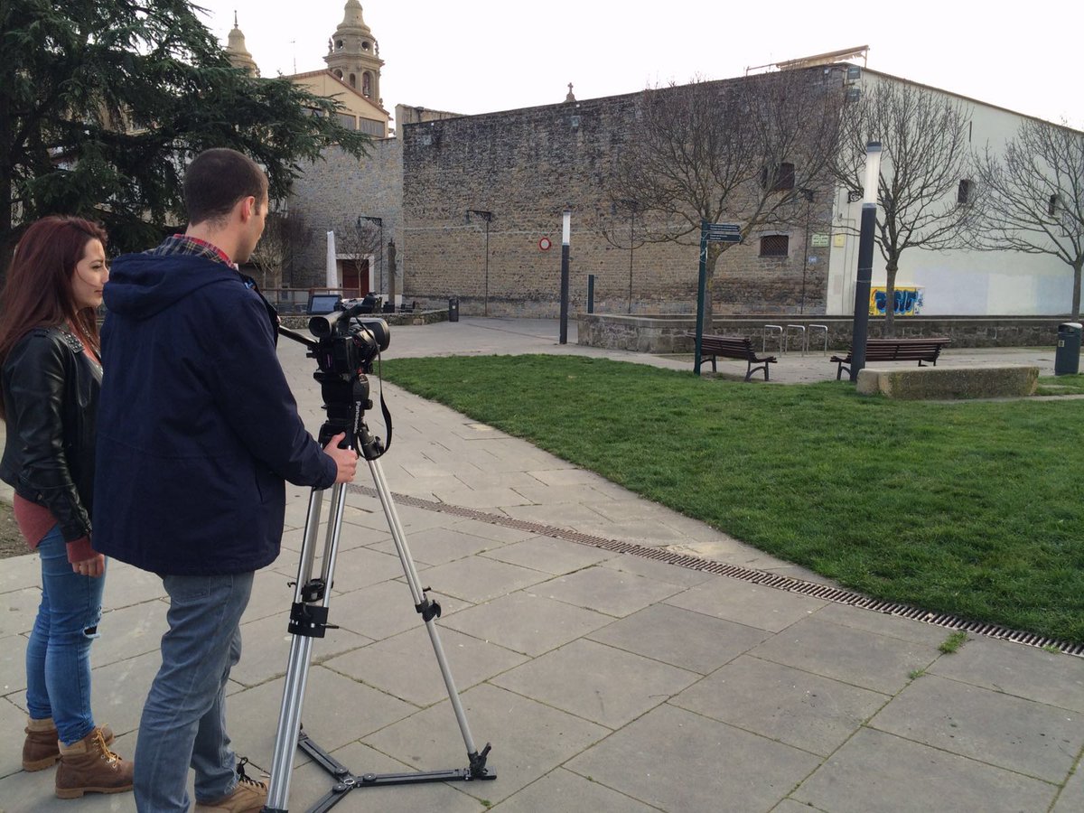 encontinuo's tweet image. Catedral... Planos.