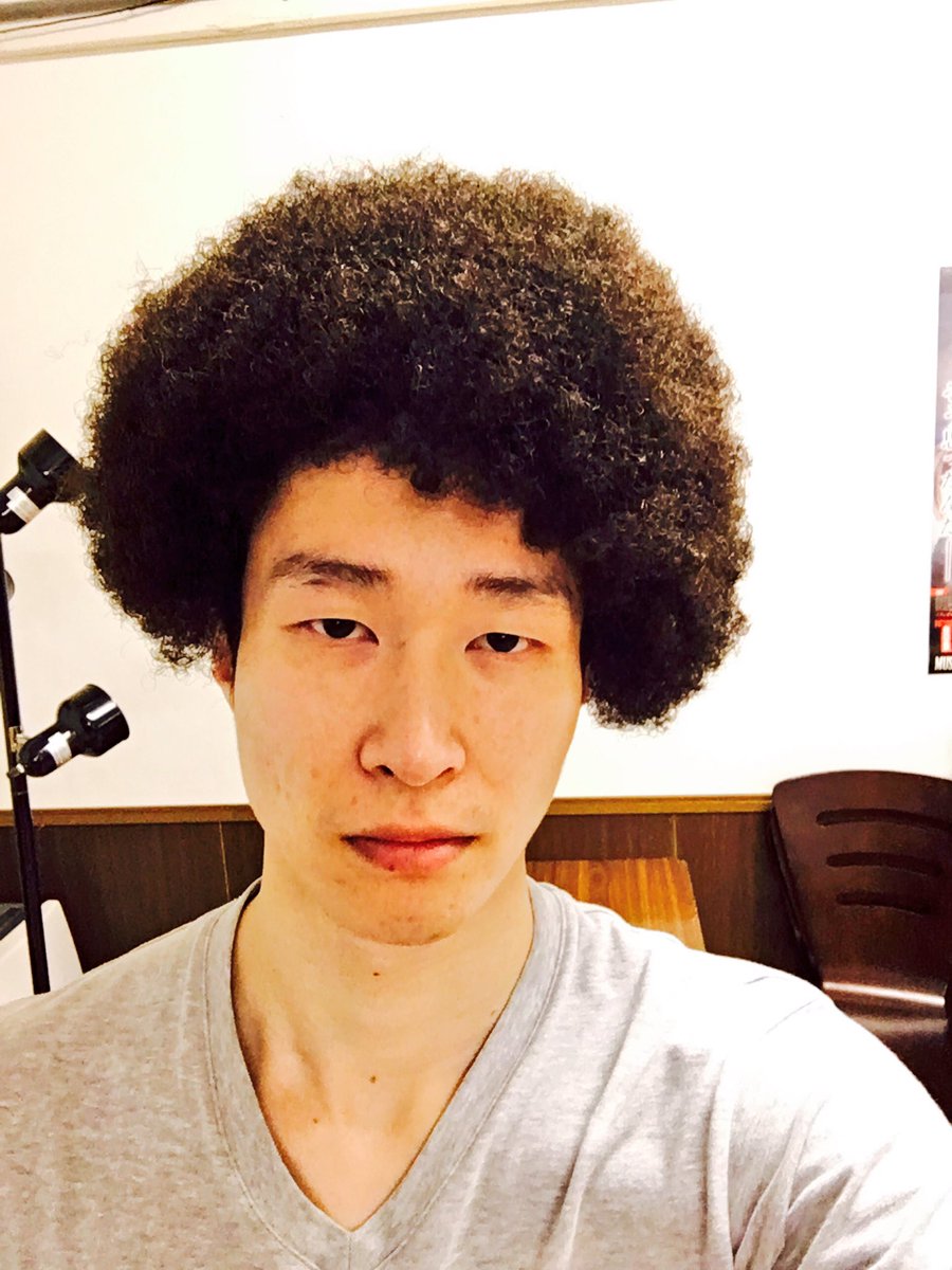 てかこの1週間で髪型変わりすぎ。