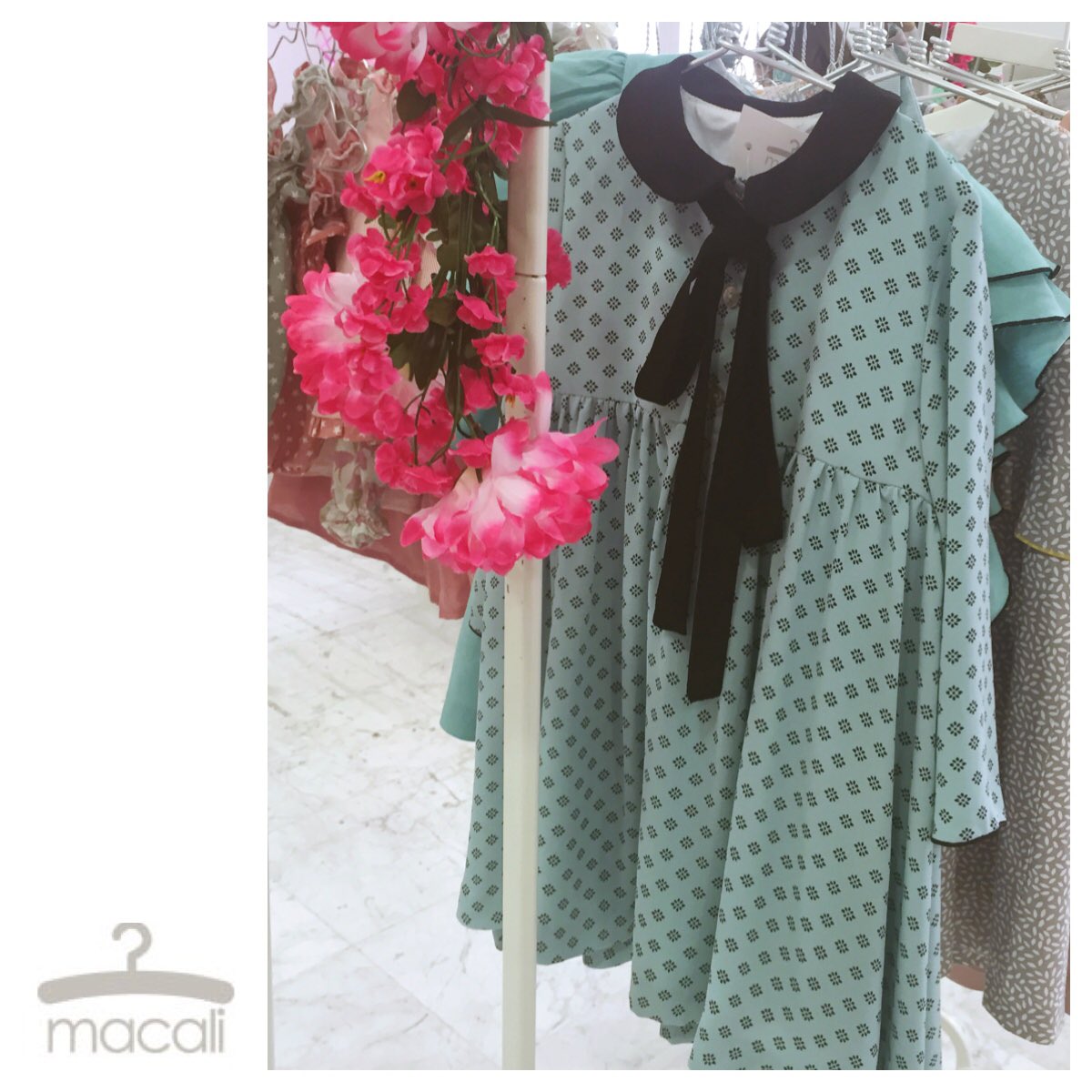 peqfashionista's tweet photo. Patrones de aire romántico y piezas con detalles sutiles que las hacen únicas 💗 #macali #pv16 #Iencuentrotelvaniños https://t.co/SdUariavpB