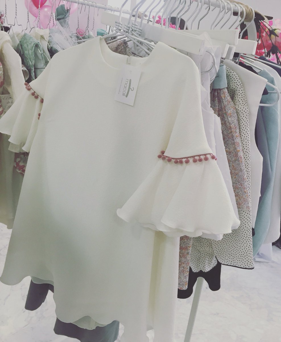 peqfashionista's tweet photo. Patrones de aire romántico y piezas con detalles sutiles que las hacen únicas 💗 #macali #pv16 #Iencuentrotelvaniños https://t.co/SdUariavpB
