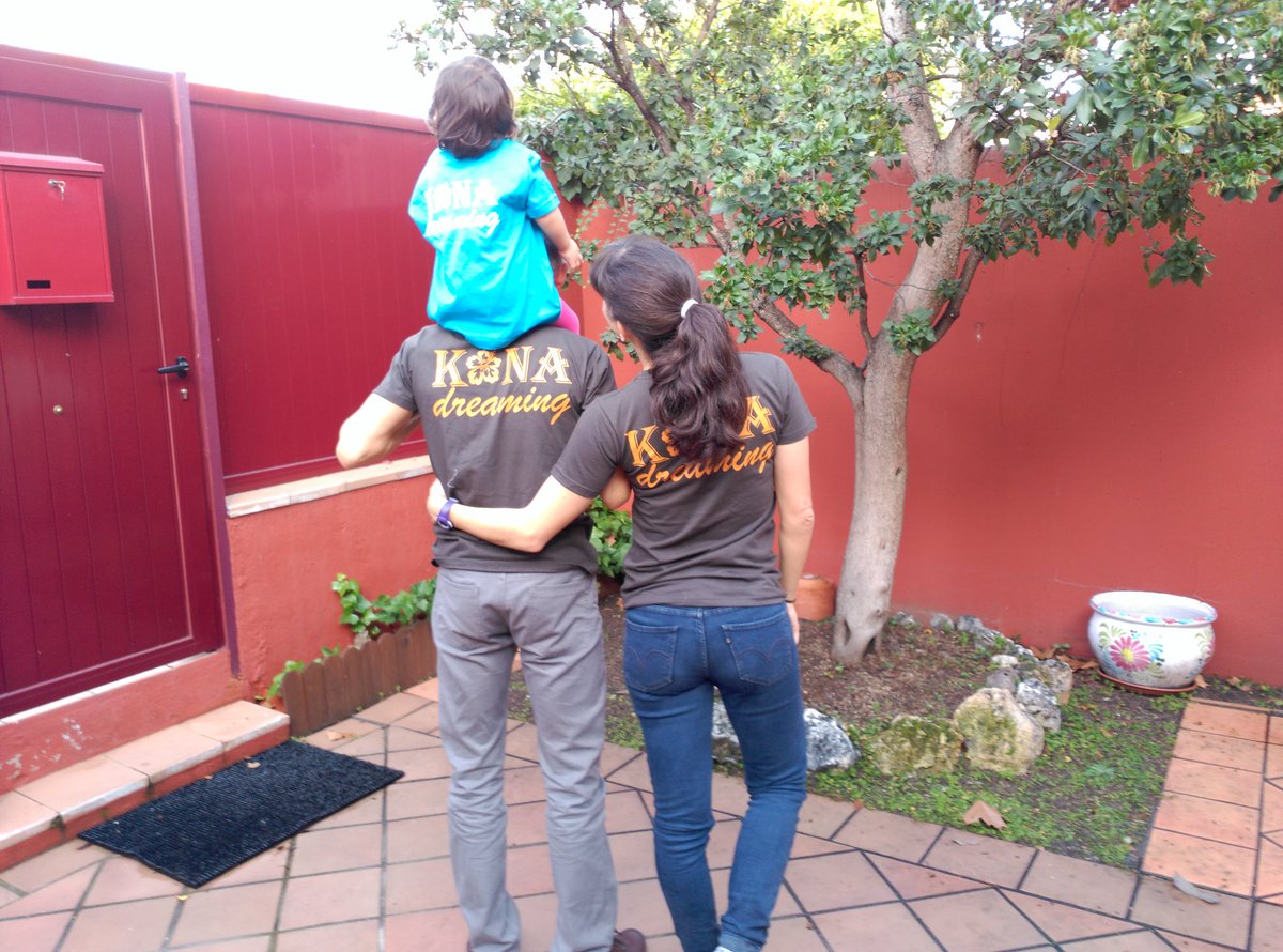 Esther Leal tweet media