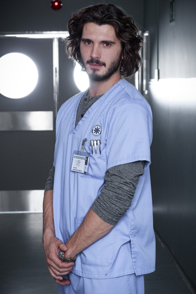 AtresComunica's tweet photo. Dispones en la @OPVATRESMEDIA de una entrevista a Yon González,de @BajoSospechaA3.Puedes descargarla y publicarla https://t.co/ZkWcp3lTPN