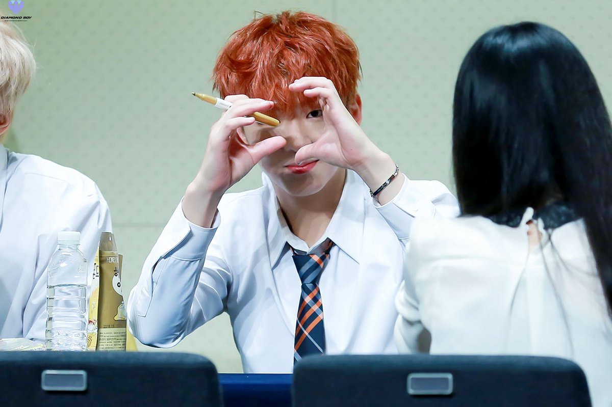 diamondsboy1122's tweet photo. HQ 150923 광화문팬싸 #기현 #몬스타엑스 #KIHYUN #MONSTAX #귀효니 @OfficialMonstaX 오늘도 열심히 사랑할게8ㅅ8)/❤︎❤︎ https://t.co/nmzs35TAz7