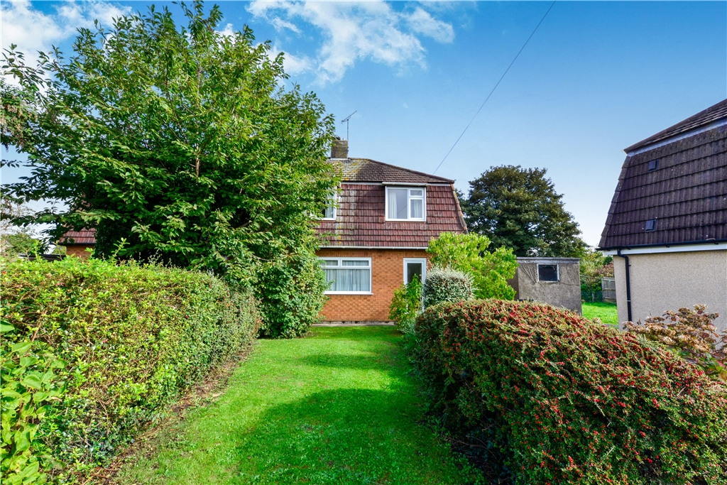 DonaghyEllie's tweet image. This beautiful garden could be yours in this family home: andrewsonline.co.uk/sale/details/1… #PropertyHour #PropertyProjects