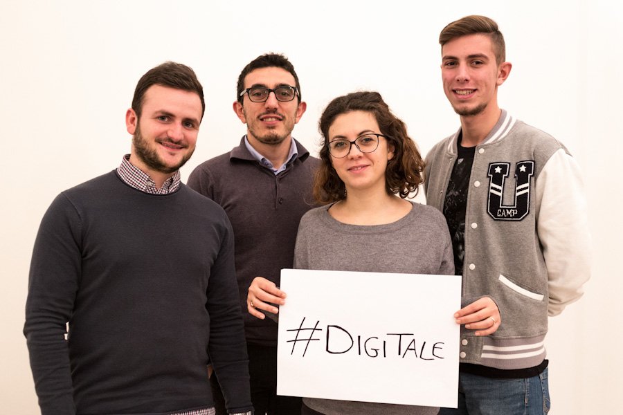 Lesocinncity's tweet photo. team #digitale di #LeSocInn @Scarnera_A @DanieleDandr, Caterina, Donato, Andrea e Marco! https://t.co/wsSfF6Mu9B