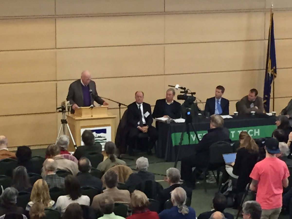 ResilientVT's tweet image. “We have to talk about climate every time we talk about the economy” - @SenatorLeahy at #vtclimateeconomy summit