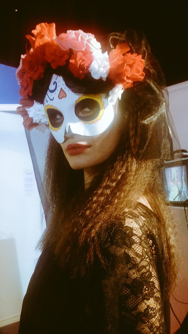 Hot! <a href="/ShariMakeUp/">Shari Rendle</a> <a href="/Studio10Beauty/">STUDIO | 10 Grace Fodor</a> <a href="/ModaExhibitions/">modaexhibitions</a> <a href="/clarecopland/">Clare Copland</a> #masks