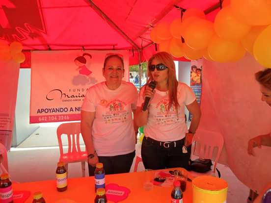 Marialuciadando's tweet photo. Presentando a nuestra fundación
@mattycuevasz 
#FeriaDeValores2016 https://t.co/qlPQHtHfPB
