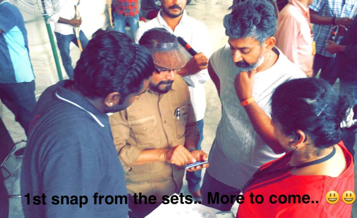 BaahubaliMovie's tweet photo. From the sets of #Baahubali2. Follow Baahubali on Snapchat NOW: BaahubaliMovie for regular snaps! https://t.co/ZlJEb6FQdi