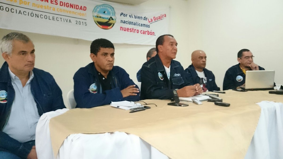 sintracarbon's tweet photo. A esta hora en #Barranquilla directivas de @sintracarbon realizan rueda de prensa sobre finalización de negociación https://t.co/JiArnoAkym