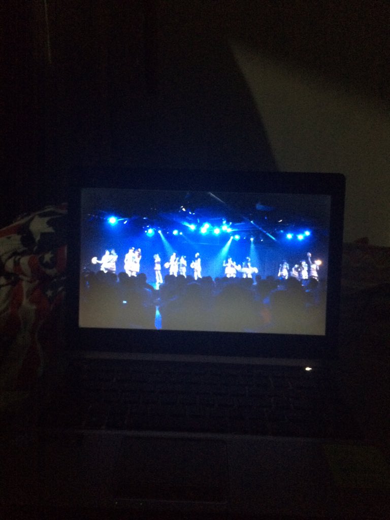 Damapak kangen theateran 
Miminya lg KKN jadi ga bisa nonton ..