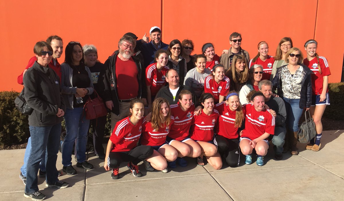 ChicagoEdge's tweet photo. Farewell to our 2016 girls senior class.  Many have played in the Edge/Rapids/Strikers for nearly 10 years! #goedge https://t.co/rDkbBNbeNY