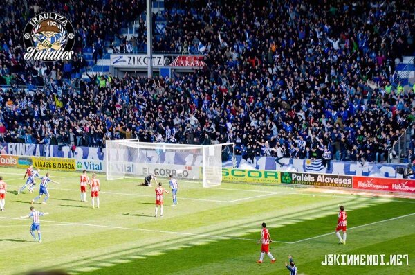 hools1969's tweet photo. Iraultza 1921 | Alavés - Almeria https://t.co/5nJmXGtZ5i