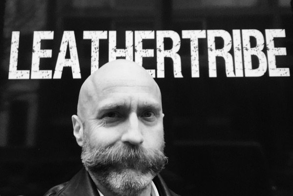DomQxote's tweet photo. #leathertribe #leatherfuture #moustache #beard https://t.co/9EKW6CL3af