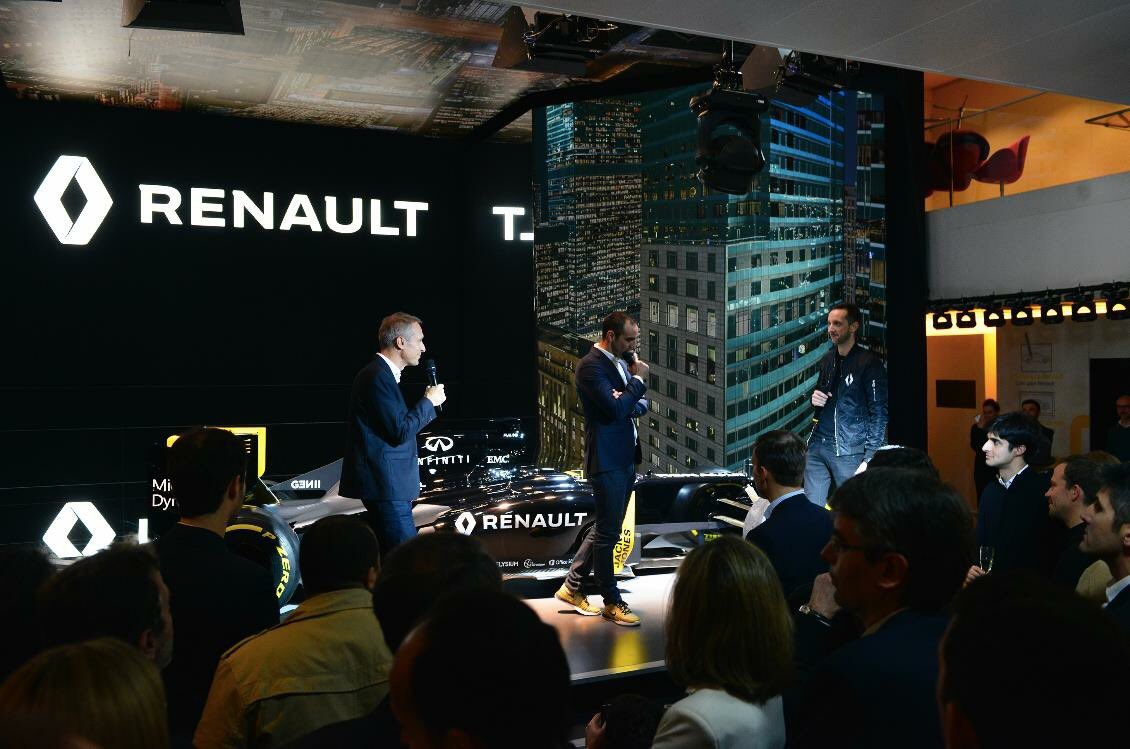 PatriceMeignan's tweet photo. @Cyroul &amp; I on stage revealing the #renaultRS16 In #paris /
#formulaone https://t.co/Jk3eTTKVwG