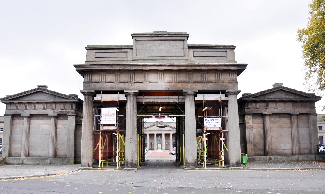 standardchester's tweet photo. ‘At risk’ icon in Chester to be restored
https://t.co/mNH73yJg22 https://t.co/urMmawqcwe