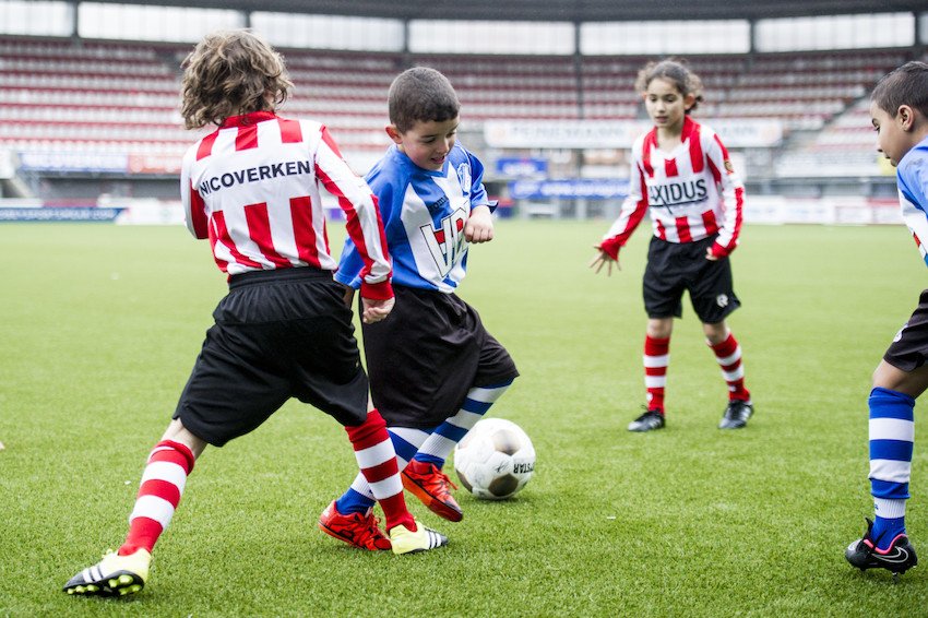 GreenFieldsTurf's tweet image. Trainen bij @SpartaRotterdam, @FCEindhoven of @fcvolendam? Youngstars on tour: ow.ly/YB9sp #ysontour