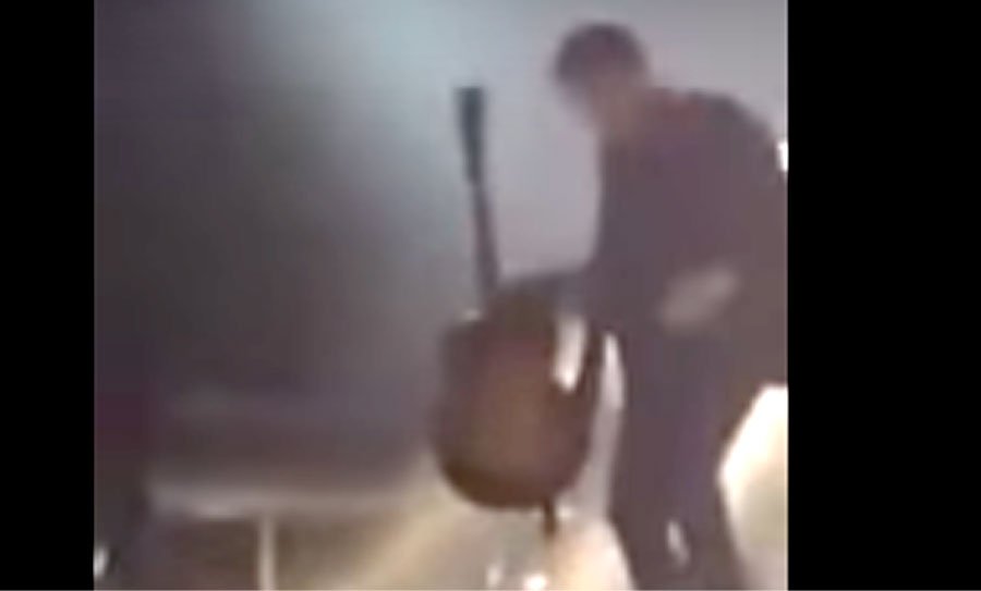 elcorreoweb's tweet photo. La @JuntaInforma agradece a @AlejandroSanz su gesto contra el maltrato en un concierto | https://t.co/Ej1TW4DJqE https://t.co/Iu5VrZHIgW