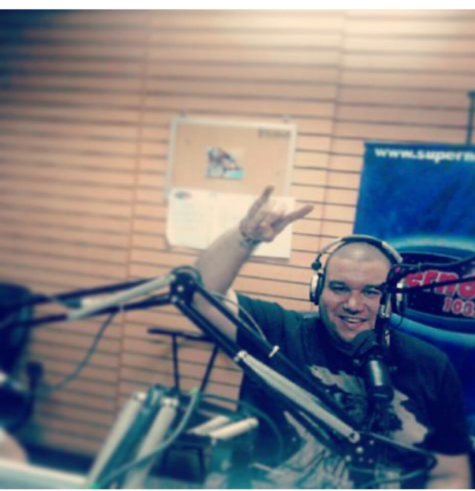 supernova1039fm's tweet photo. El conteo más completo de la FM esta en #SupernovaChart con @GianCMorrison todos los sábados y domingos de 10 a 12pm https://t.co/DxZOZmycXH