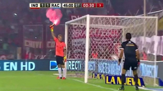 TyCSports's tweet photo. ¡Mirá los memes más divertidos tras el clásico de Avellaneda!: https://t.co/p57DlfhuTF https://t.co/tati8jNsEj