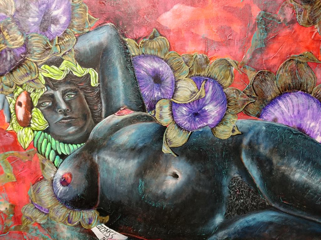 NereaFanes's tweet photo. Impresionante mujer hormiga de la artista @oms_co inspirada en @UnitedAnts.@YannPissenem https://t.co/d11U6eQ6MA https://t.co/SBcuMNgdl3