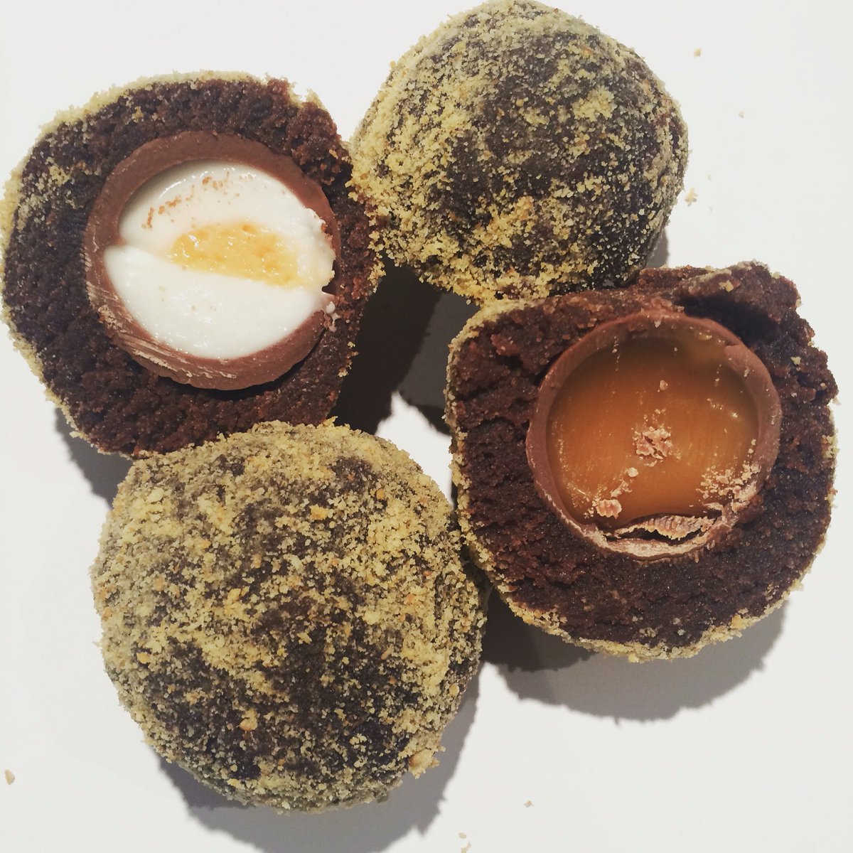 ThatCakeLtd's tweet photo. Want One @CadburyUK ? Creme Egg &amp; Cadburys Caramel Chocolate Scotch Eggs 😍 #cremeegg #caramelegg #cadburyuk https://t.co/y1YCedakiR