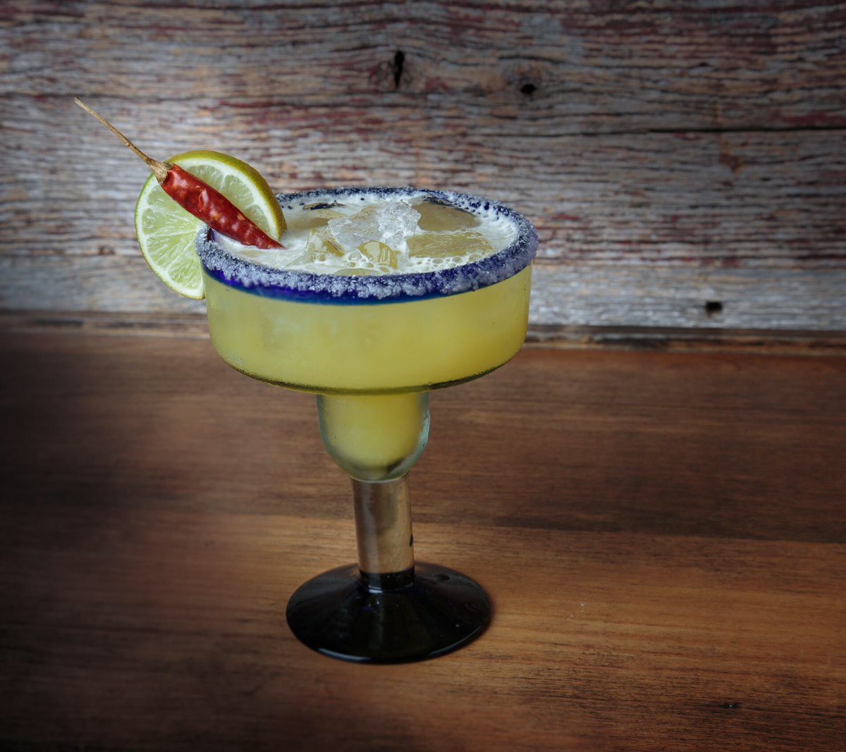 CalaverasFL's tweet photo. Holy Guacamole it's #NationalMargaritaDay! We've got $4 #margaritas to help you celebrate. @HarboursideFL #Jupiter https://t.co/8zQZFysftF