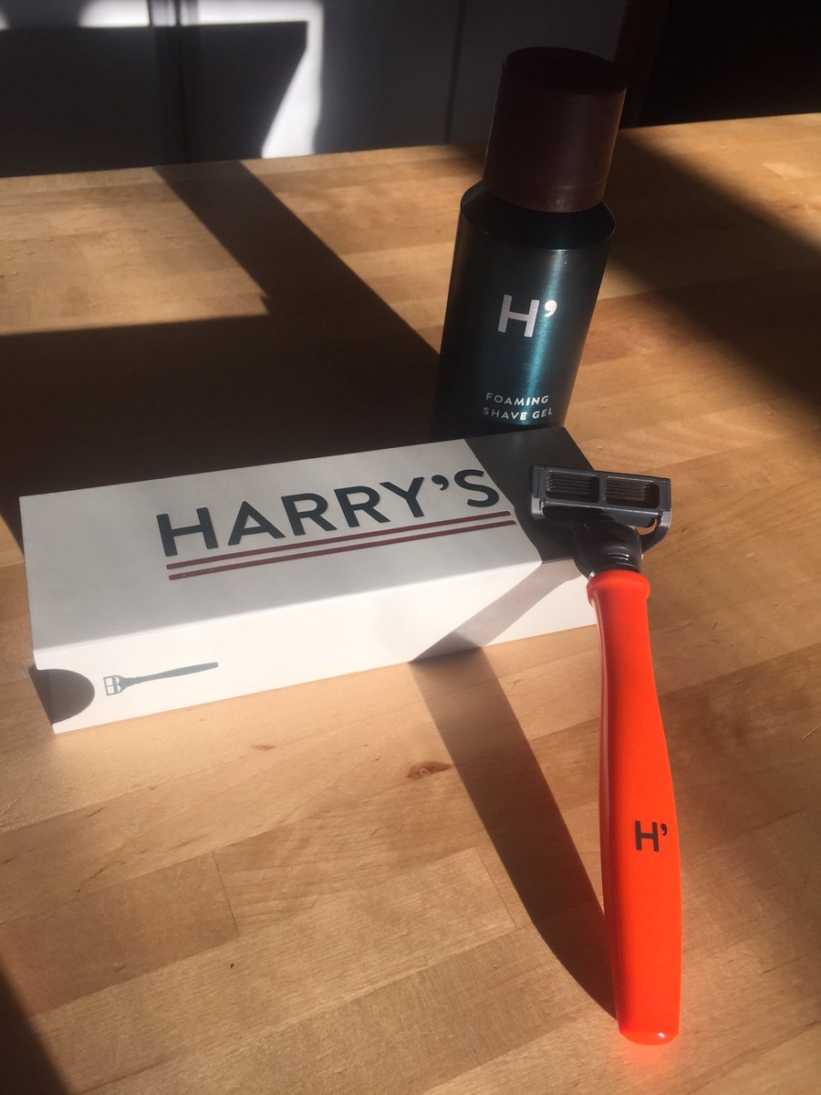 MDAITW's tweet image. Test run from just arrived. Great un-boxing + design. Tnx @harrys ! #firstbump 👏