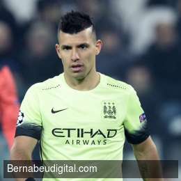 MundoMadridCF's tweet photo. The Sun: El City quiere renovar a Agüero por miedo al Madrid https://t.co/jW5KEv7YZP https://t.co/xawpXrp1af