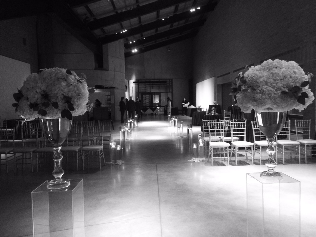 intuneevents's tweet photo. Ceremony setup from our Saturday wedding at #CanadianClayandGlassGallery in #Waterloo. #DJView #DJCharlieClean https://t.co/73vpVYq246