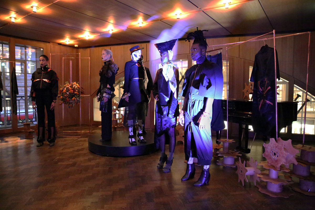 Sadie_Clayton AW16 Presentation photographed by <a href="/Brilliant_White/">Charlotte White</a>