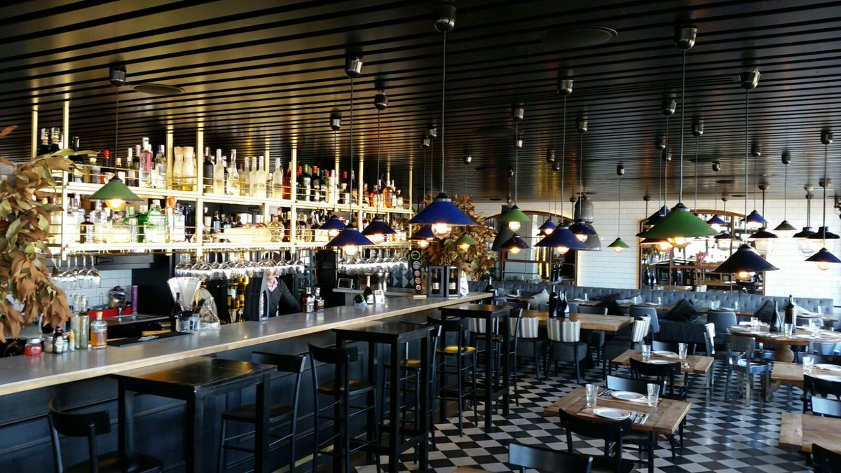 Imágenes de la demo del horno Angelo Po al equipo de #GastroEquipa por el chef Hugo Brull en <a href="/Momentsbar/">Moments Bar Urbanova</a>