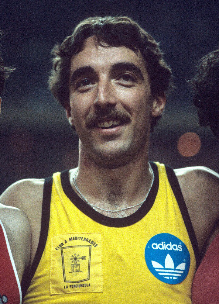 Benjamín González (atletismo) no nació en Mallorca,pero se sentía de aquí.Fue olímpico en Moscú 80 y Los Angeles 84