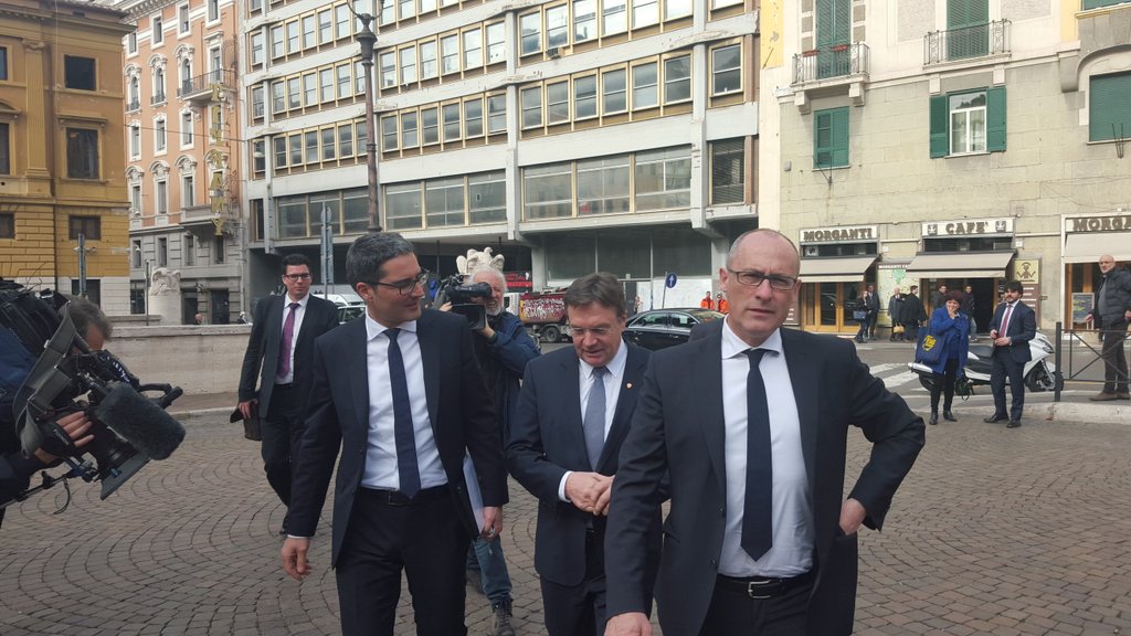 BRENNER zu - was unternimmt Italien? Landeshauptleute bei Innenminister Alfano eingetroffen