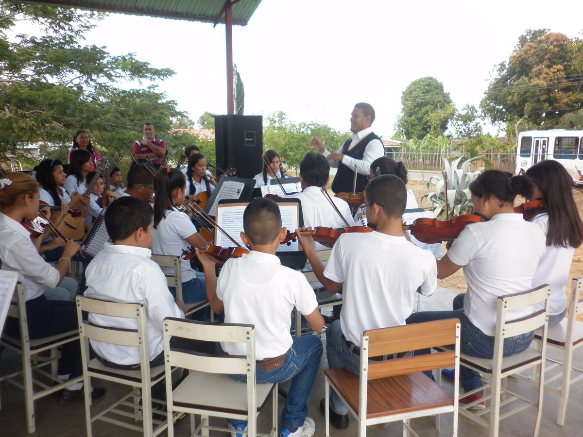 #41aniversariodelsistema. de esta manera nos celebraron nuestro aniversario la comunidad de los cardones.