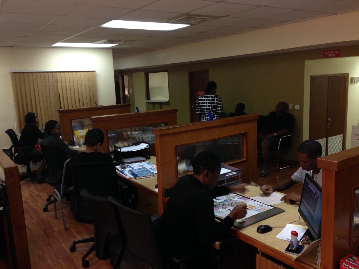 JamaicaTax's tweet photo. We're doing #taxpayerservice EVEN better on the 2nd floor @ the new #CrossRoads office @JISNews @publicsector_ja https://t.co/rGCXNPwnXt