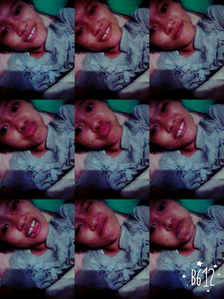 XLontoco's tweet photo. #B612 selfIe kAhit gAbiii nA...gOod nYt...:-) :-) :-) :-) https://t.co/HVWW5dHuuH