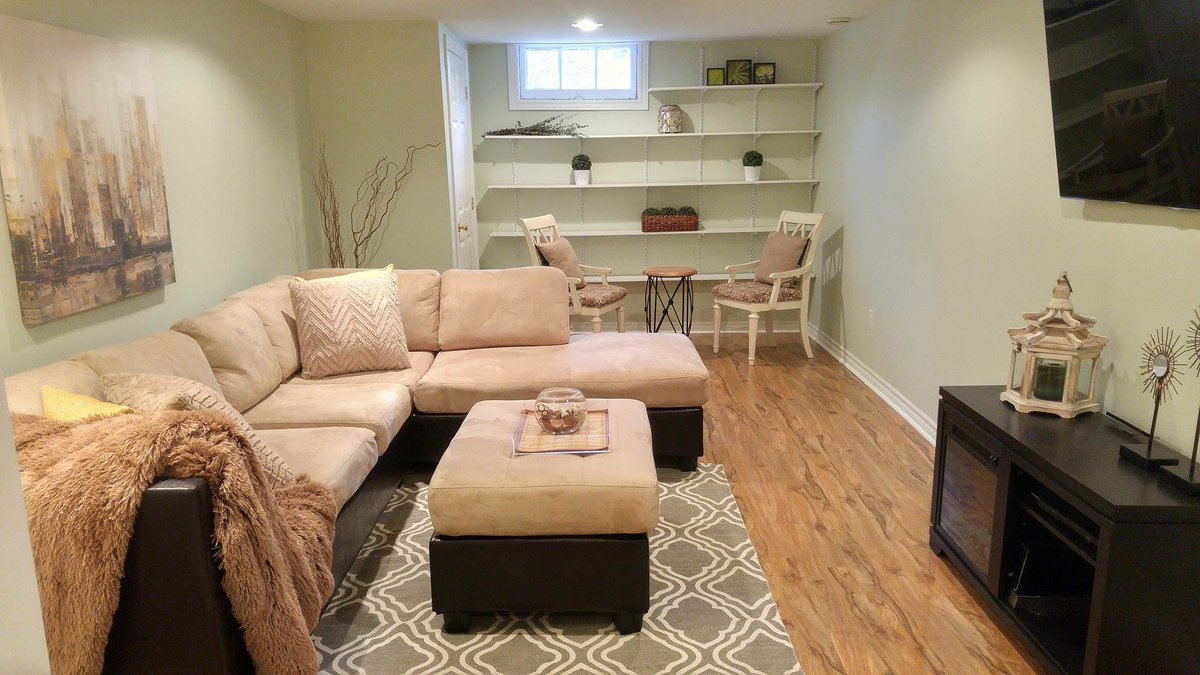 agentSmithhfx's tweet photo. New listing staged by @revivehomeinc means it sells fast! https://t.co/SUWilRBuTi
