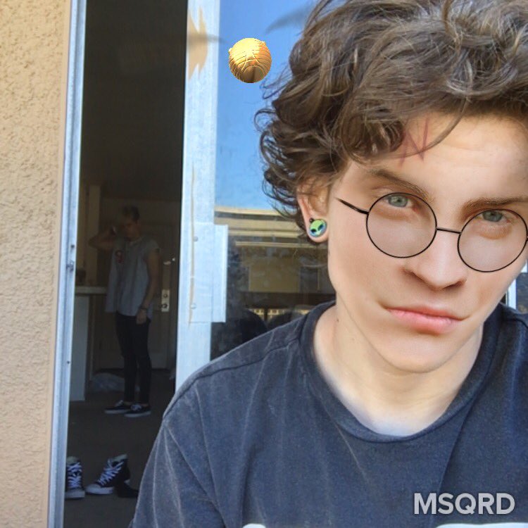LeviJones's tweet photo. Just became a wizard guys https://t.co/cNb6J1FxfJ
