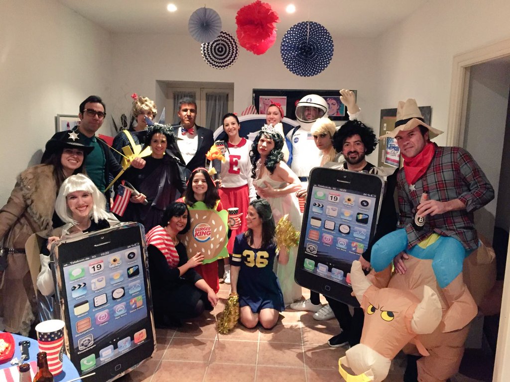 Estercitas_Al's tweet photo. American party #supercumpleañosluisa https://t.co/LtL4Sn676i