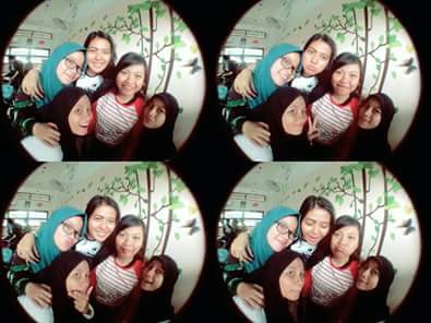 TriskaAprilia5's tweet photo. @Kelas12ipa3 https://t.co/lttQb65bHl