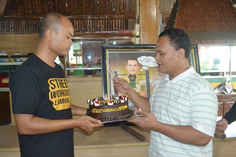 Happy birthday pak gito 😁😁 maap mimin late update yaaa #streetworkoutlampung #streetworkout #lampung #workout