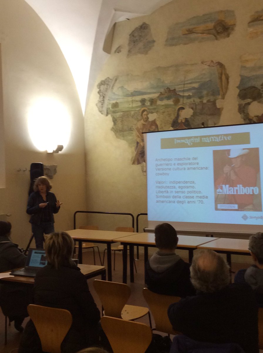 SIMO2's tweet photo. Cosa sono le immagini narrative? #visualstorytelling #storyandchips @andreamusso_it @Pitizeta @capodannoaless1 https://t.co/L5gOfFdLTW