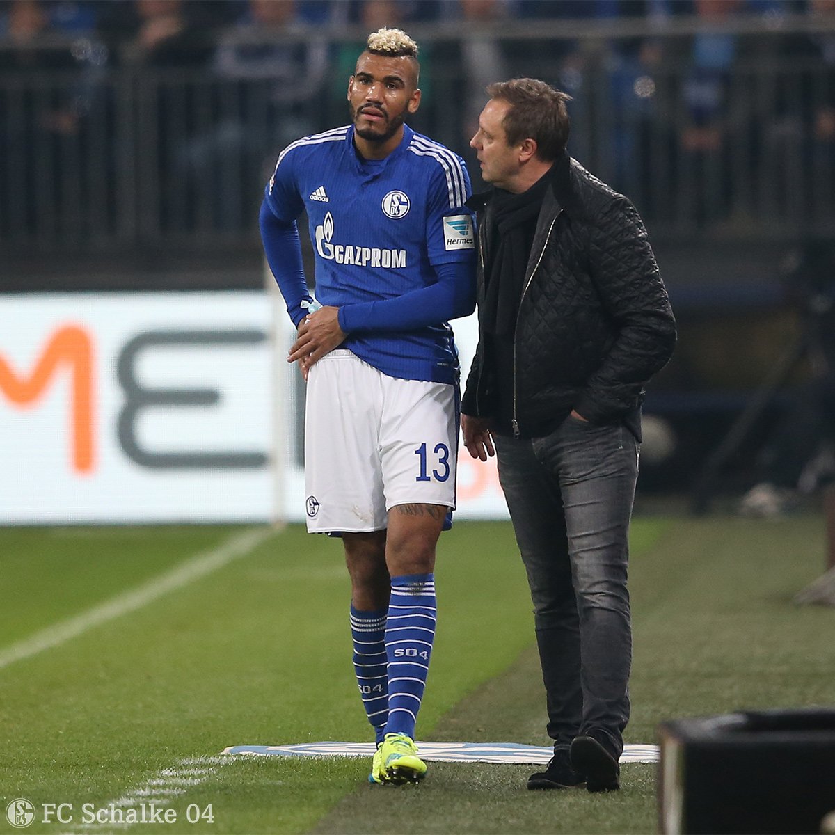 s04's tweet photo. #Goretzka (Wadenzerrung) und Choupo-Moting (Beckenkamm) setzen mit Training aus, Einsatz Donnerstag fraglich. #S04 https://t.co/zqHo9tG6YU