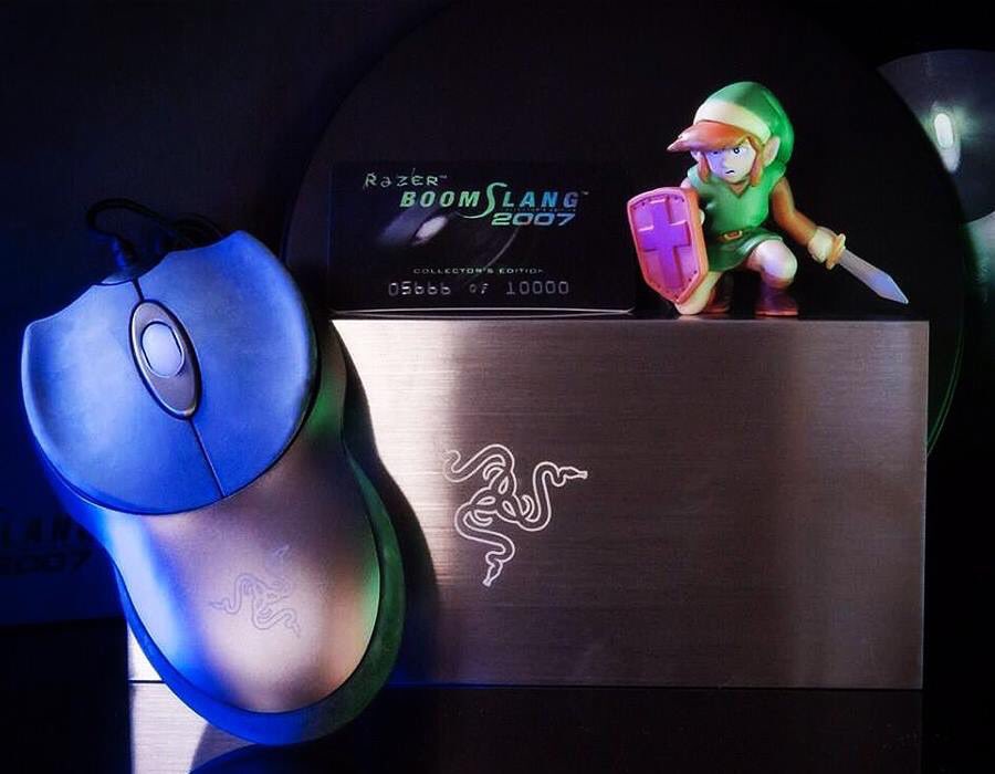 Razer's tweet image. A Link to the past.

The Legend of Zelda is 30 years old. Which is your favorite of the series?