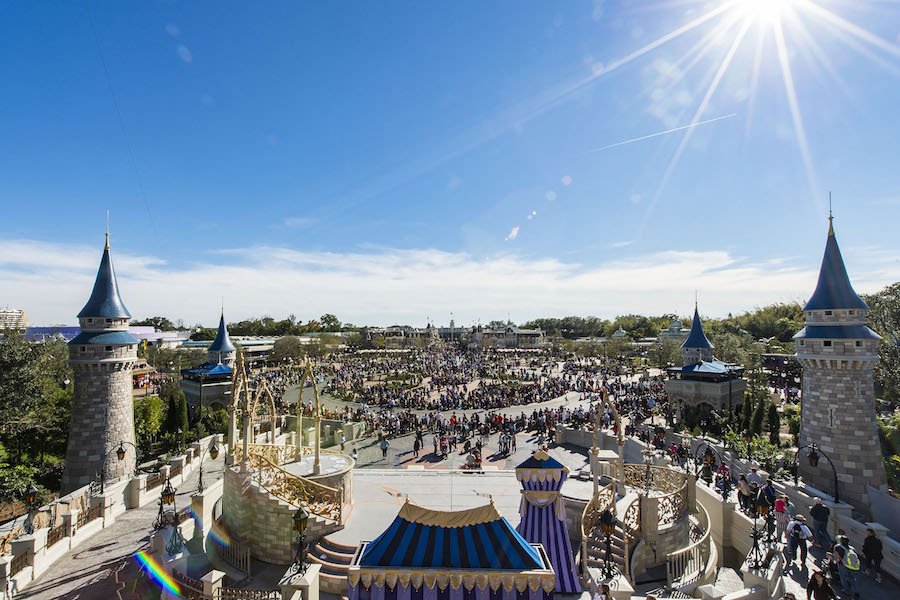 DisneyParks's tweet image. Good morning from the top of Cinderella Castle at Magic Kingdom Park! bit.ly/21kZQBS